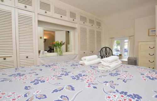 1 Bed in Uploders DC085 - Photo 11