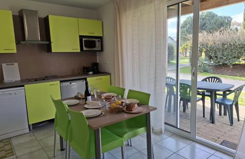 Cottage Le Vau 2, draps fournis, piscine - Foto 1