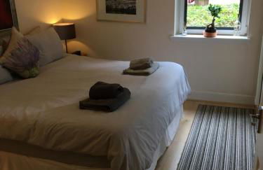 Holyrood Park Apartment - Photo 32