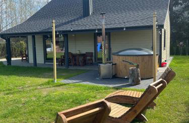 Mazury Przyjazny Dom w Leleszkach z gorącą balią - Photo 2