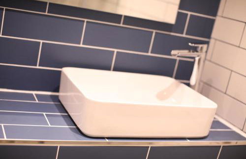 Maestro Damián, Moderna Vivienda Turística a Estrenar en Bilbao - Foto 21