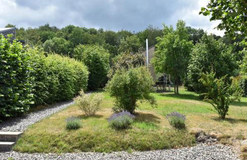 Holiday Home in Forest with Terrace & BBQ - Foto 55