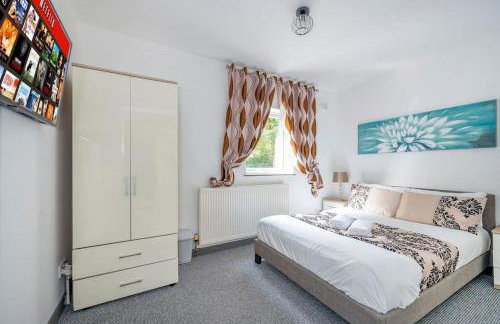 *F2GH* for your most relaxed & Cosy stay + Free Parking + Free Fast WiFi * - Foto 2