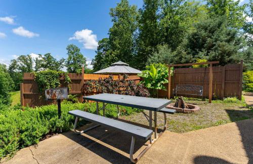 Fish Tales Cabin with a private hot tub - Foto 37