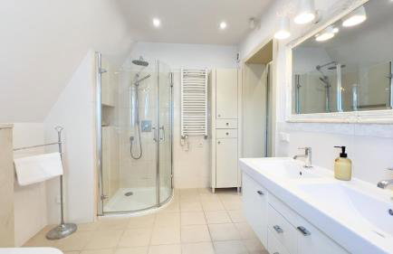 Golden Villas - Elegant Family Villa with Garden near Krakow - Foto 9