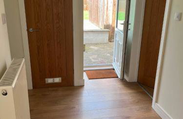 Flaxman Avenue - Lovely 4 bed home, 5 mins drive to York City Centre, Free superfast Wi-fi, Free on-street parking - Foto 12