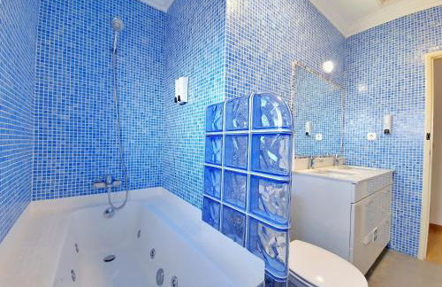 MBird Rosário Family House with Private Jacuzzi - Foto 59