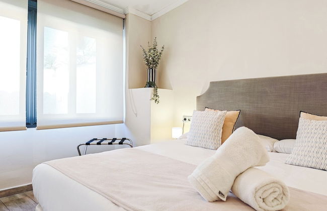 AZZ Sevilla Torre de la Plata - Foto 21