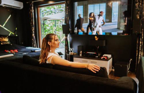 RoyalRelax Apartament w Lesie z Jacuzzi, Kinem domowym 88' - Białystok - Foto 29