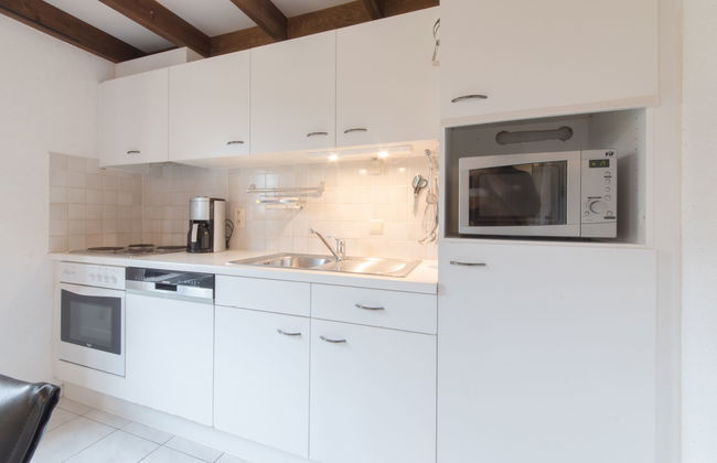 V54 - with parking - Photo 10