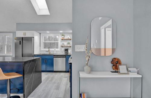 Pocono Blue with Paddleboards, Spa, Indoor Jacuzzi, GameRoom, Lake, EV - Foto 18