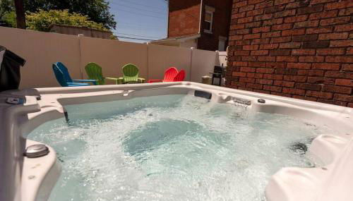 Downtown Retreat, Hot Tub, Firepit, Grill - Foto 1