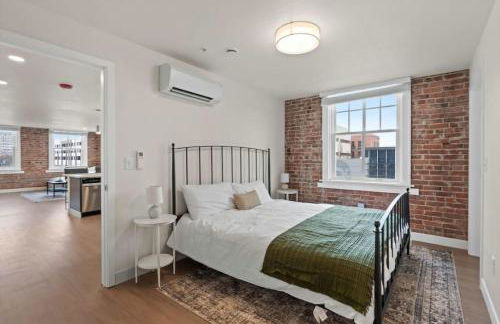 Luxury w King Beds, Pool Table, Central Downtown! - Foto 9