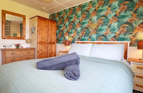 The Studio - Photo 14