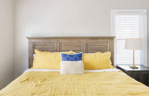 Southern Charm Downtown, Walk to Farmers Market & - Foto 18