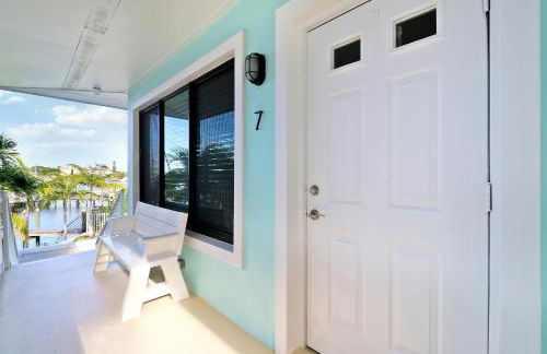Sailfish Suites 7 - Waterfront Lodging - Photo 23