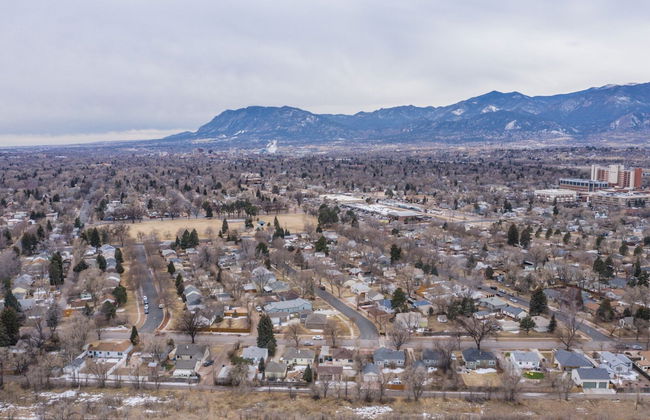 Stir Crazy! Bike Trails, Dogs OK, Food & Nightlife - Foto 40