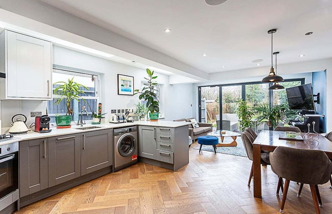 Modern and Spacious Colliers Wood Home - Foto 8