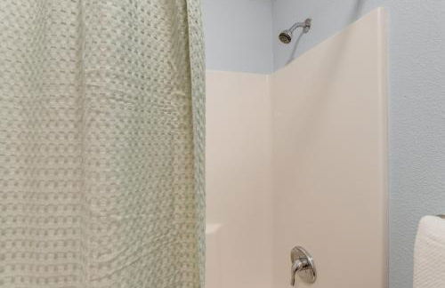 12 Mi to Denver Golden Vacation Rental! - Photo 15