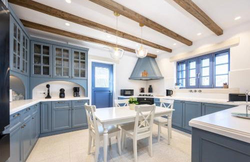 Majestic Private Pool Villa - Foto 39