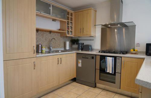 Spacious 5 Bed in Oxfordshire - Foto 14