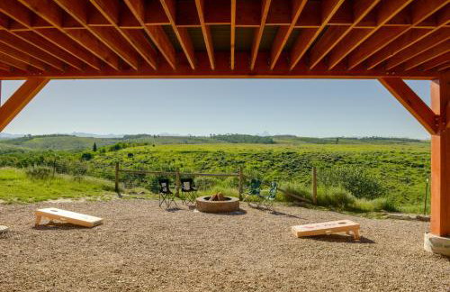 Fire Pit, Deck and Hot Tub Idaho Group Getaway! - Foto 3