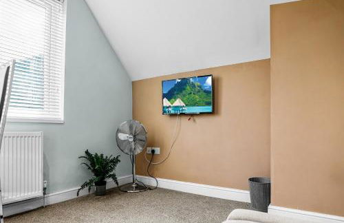 Family-Friendly Chorlton Apartment with Free Street Parking - Foto 6