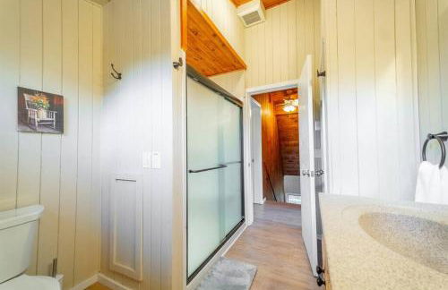 ADK Whiteface Chalet with Hot Tub, Dog Friendly! - Foto 31