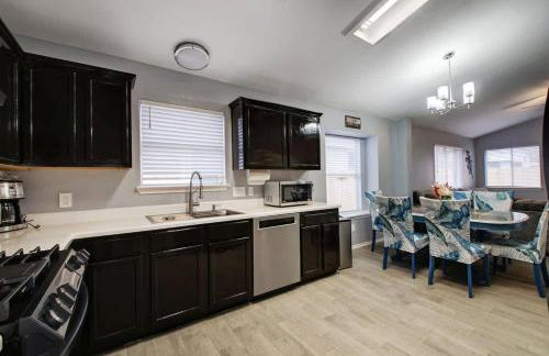 Modern 4 Bedroom Home in Cedar Park - Foto 4