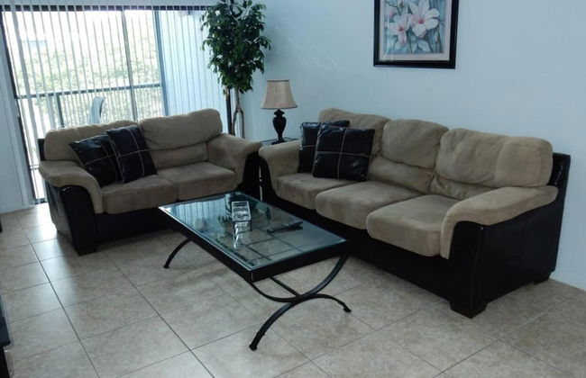 Modern Atrium Drive Condo - Photo 5