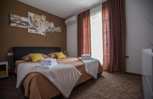 Luxury Apartment with Private Heated Pool - Foto 19