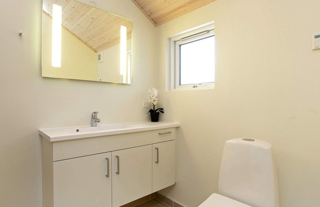 Pleasant Holiday Home in Vaggerlose near Sea - Photo 12