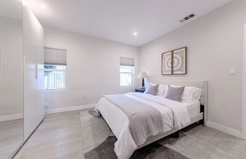 Modern 5 Bed with Guest House & Pool West Hollywood - Foto 20