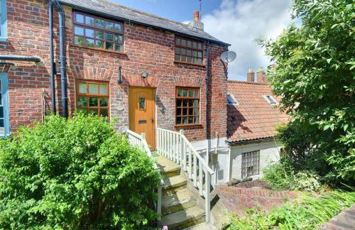 2 Bed in Whitby oc-w904 - Photo 1