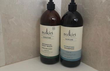 Honey Bee Cottage Tiny House Welshpool - Photo 5