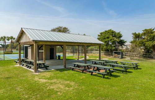 Oceanfront St Helena Island Condo with Beach Access! - Foto 31