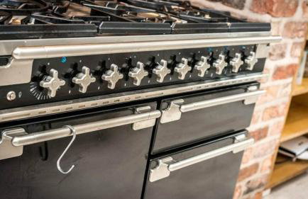 Georgian Residence - 4BR Modern Living, Sleeps 8! - Foto 34