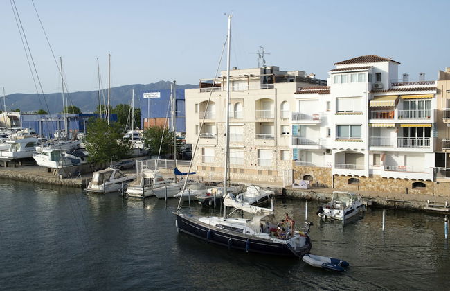 Pierre & Vacances Empuriabrava Marina - Photo 32