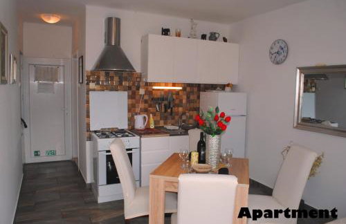 Sunshower apartment and studio - Photo 17