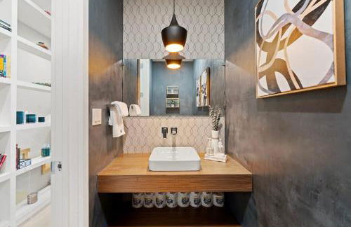 Stunning 5BR Home in Heart of Chicago with 2 Rooftops - Foto 20