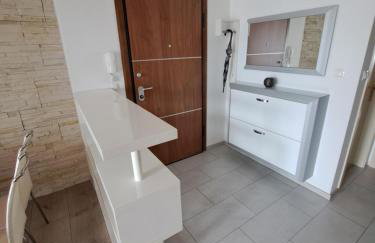 Apartment Holiday in Split, near the old town, three rooms, balcony, garage - Photo 12