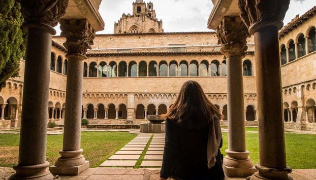 Monastery of Sant Cugat Visit with Audio Guide - Photo 4, Admiring the cloister of the monastery