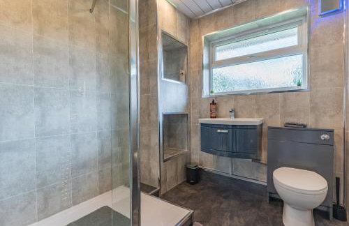 Jodi's Bungalow - Garden and Parking - Foto 40