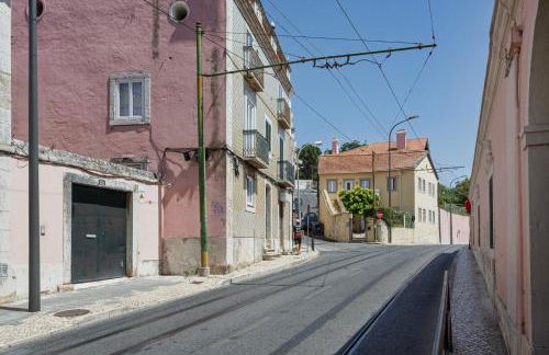Seaside Family Stays | Walk to the Beach, Caxias - Photo 28