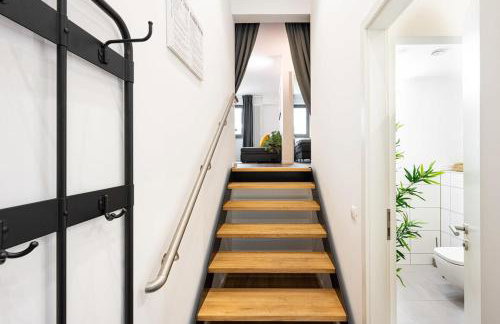 Urban Apartment with 2 Bedrooms - Photo 10