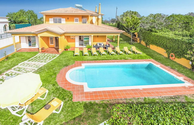 Villa Godinho - Foto 1