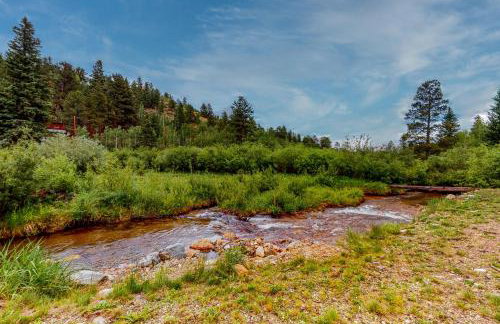 Deck and Mtn Views! Family A-Frame Cabin in Bailey - Foto 2