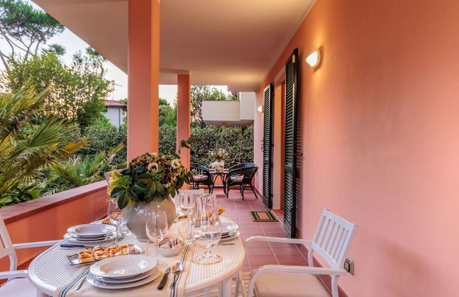 Regina Beach Villa by the Beach in Marina di Piet - Foto 37