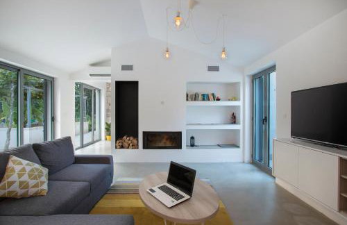 Villa Stepančić - large garden and heated pool - Foto 23