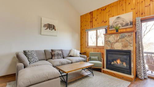 Vernon Township Vacation Rental with Private Balcony - Foto 4